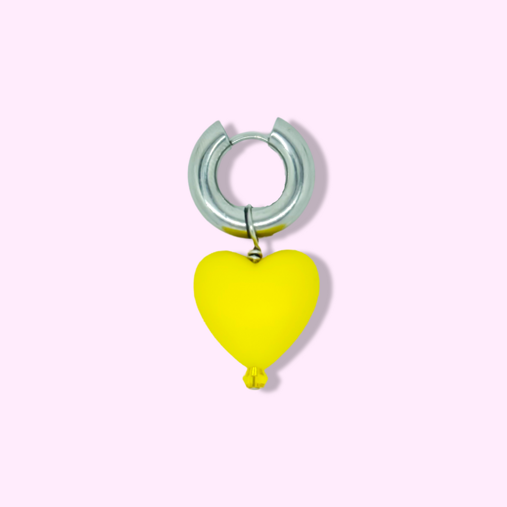 EARRING WITH BIG HEART